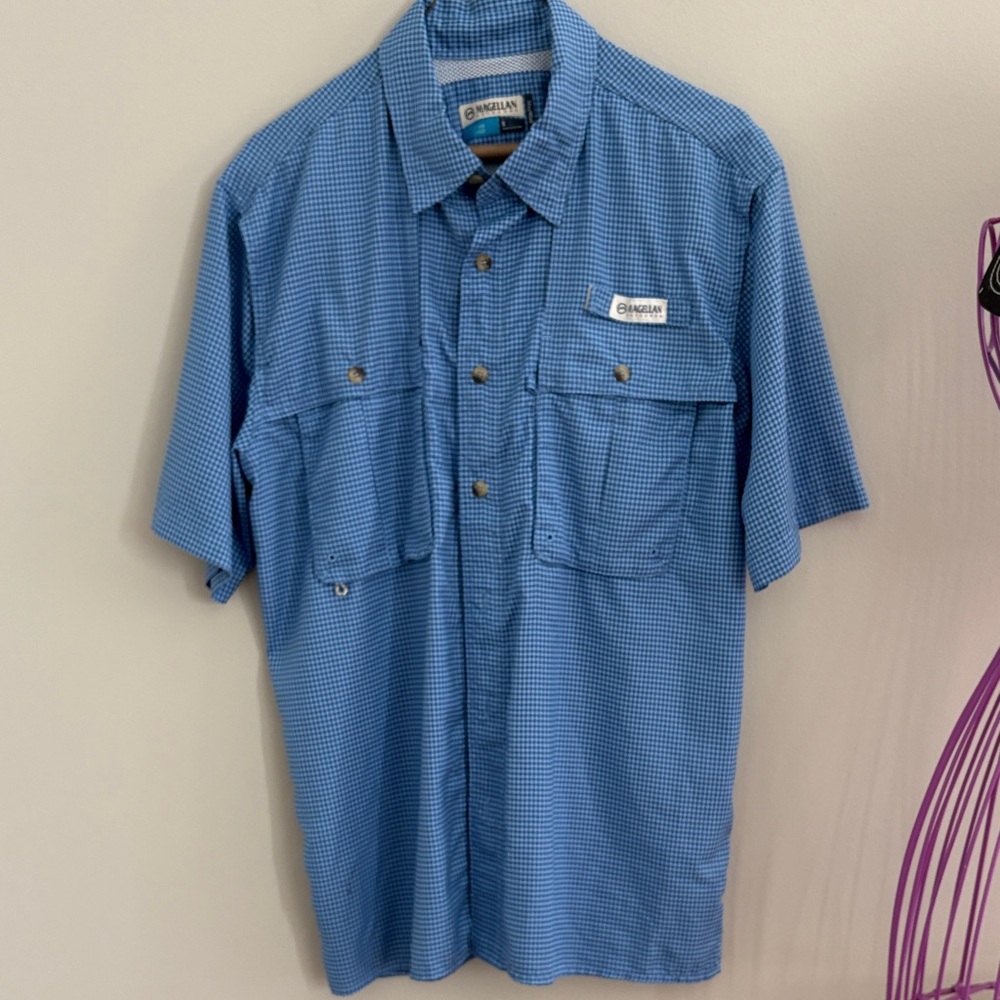 Magellan Outdoors Blue Checkered Casual Button Down Shirt